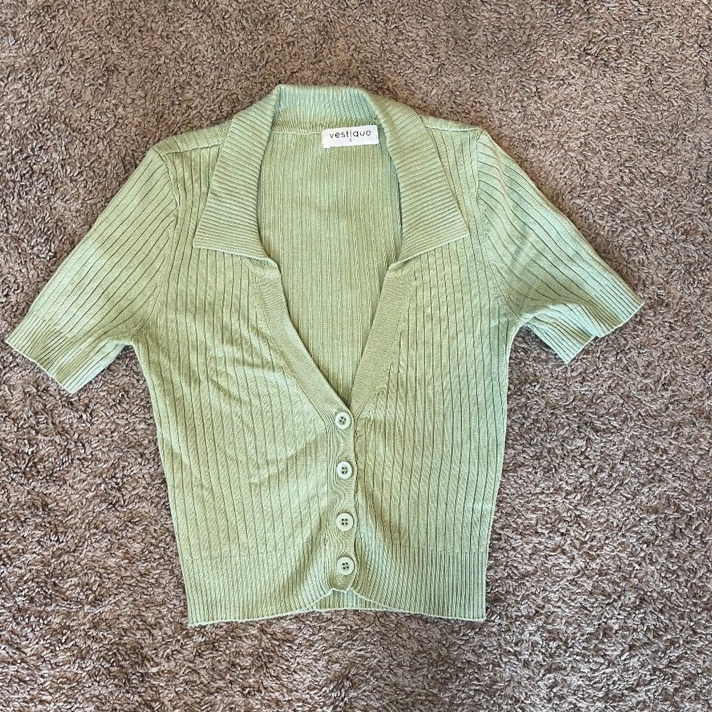 Vestique Green button up sweater shirt size S